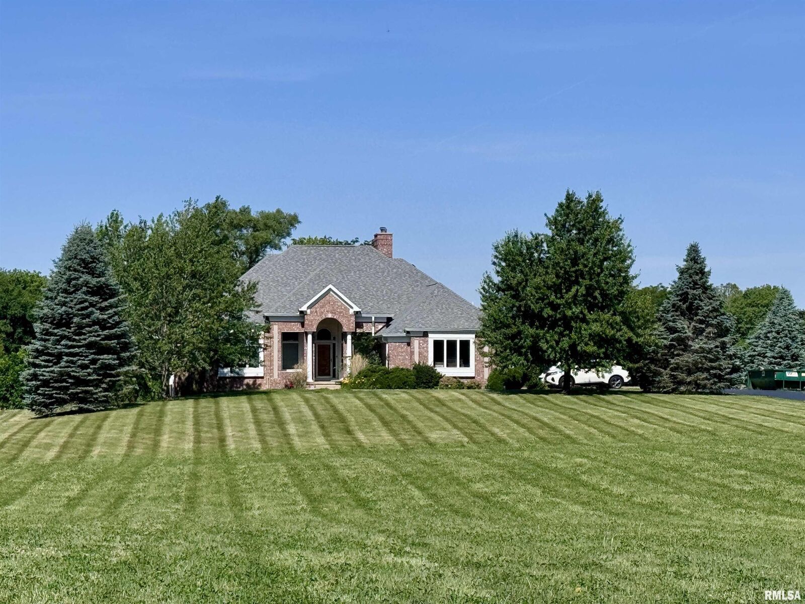 Property Photo: 2114 Knox Road 150 E Road IL 61401