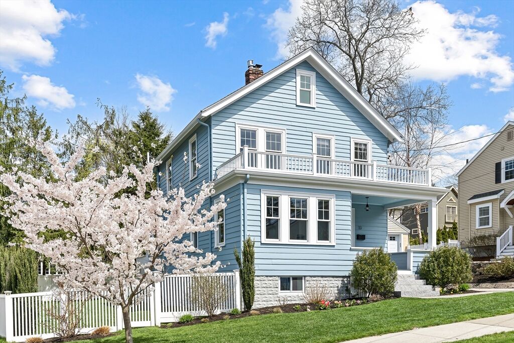 Property Photo:  10 Bonad Road  MA 01890 