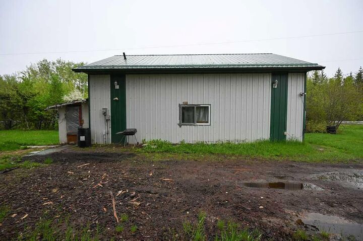 Property Photo: 2740 5th Street Calling Lake Drive AB T0G 0K0