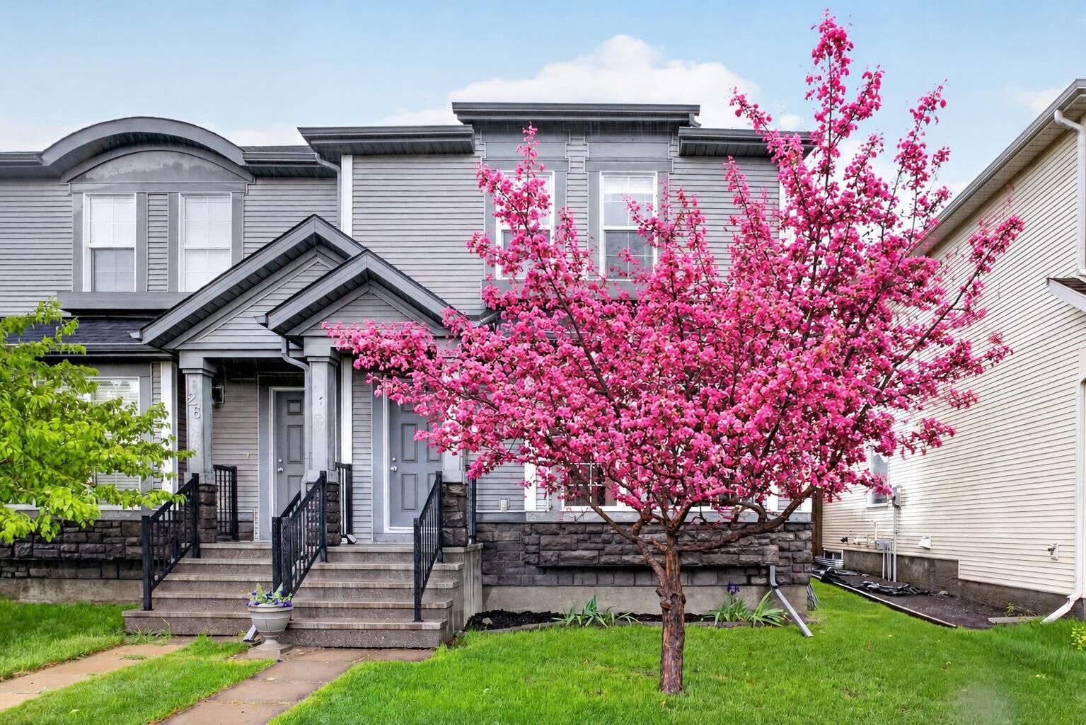 Property Photo:  22 Autumn Green SE  AB T3M 0P2 