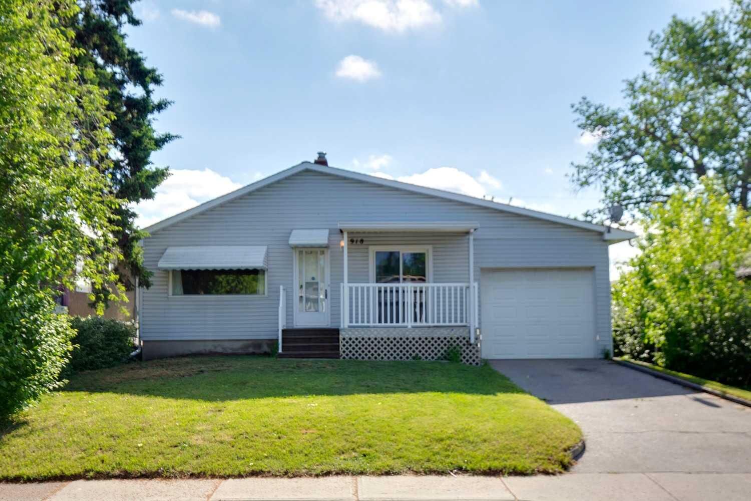 Property Photo:  918 38 Street SE  AB T2A 1G2 