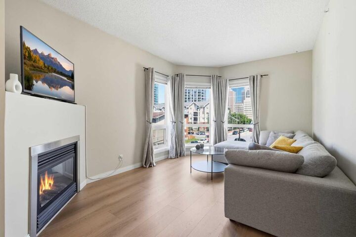 Property Photo:  108 15 Avenue SE 307  AB T2G 5R9 