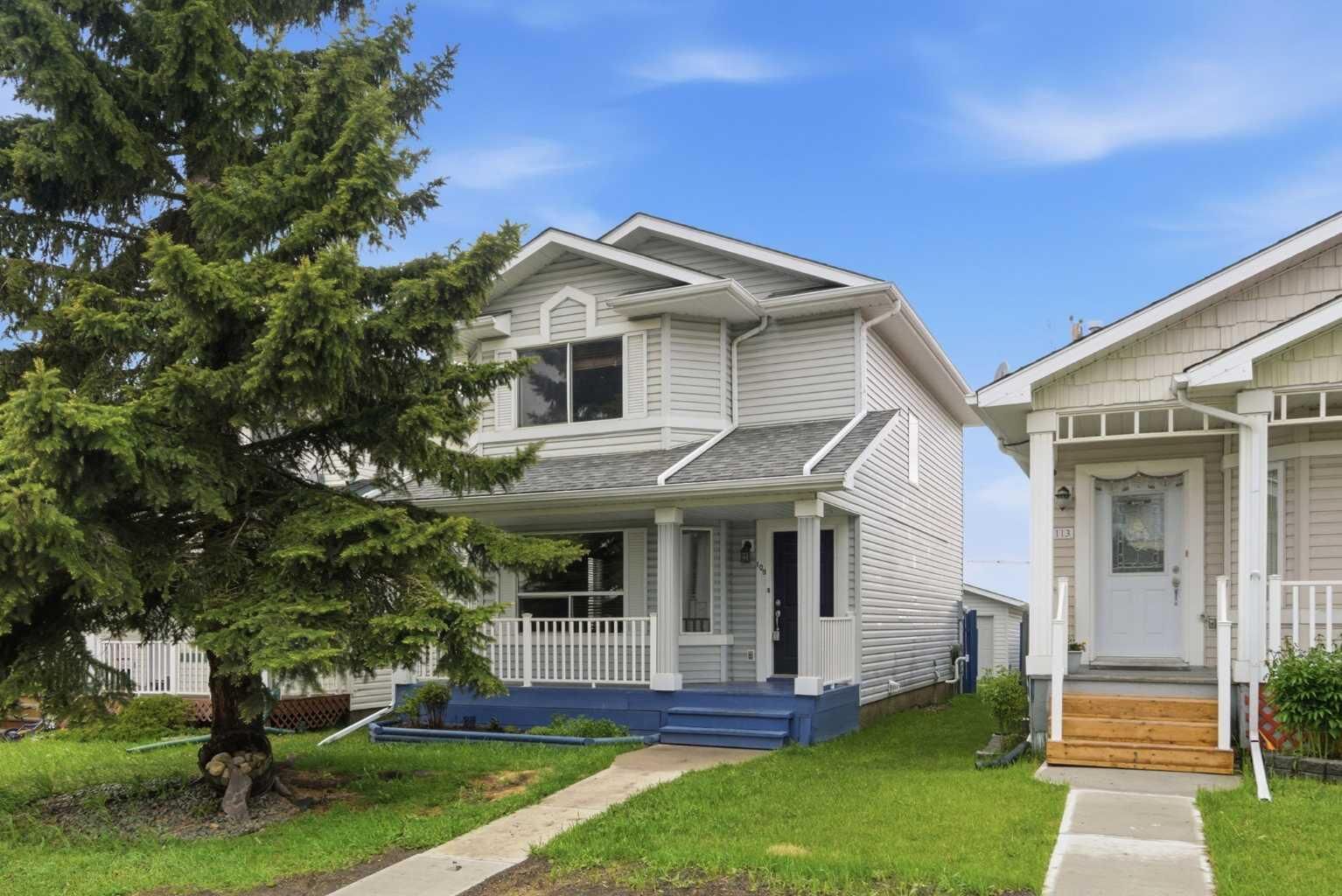 Property Photo:  109 Arbour Wood Mews NW  AB T3G 4B5 