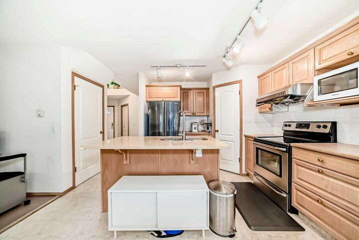 Photo de la propriété:  83 Hawkmount Green NW  AB T3G 3T9 