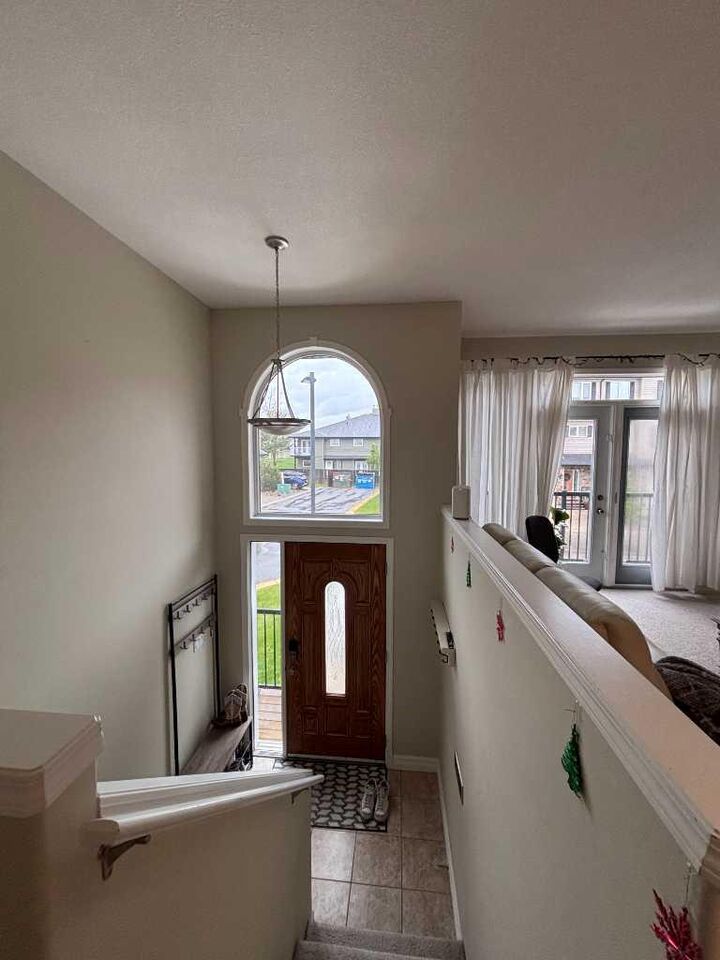 Property Photo:  762 Heritage Boulevard W 36  AB T1K 0W1 