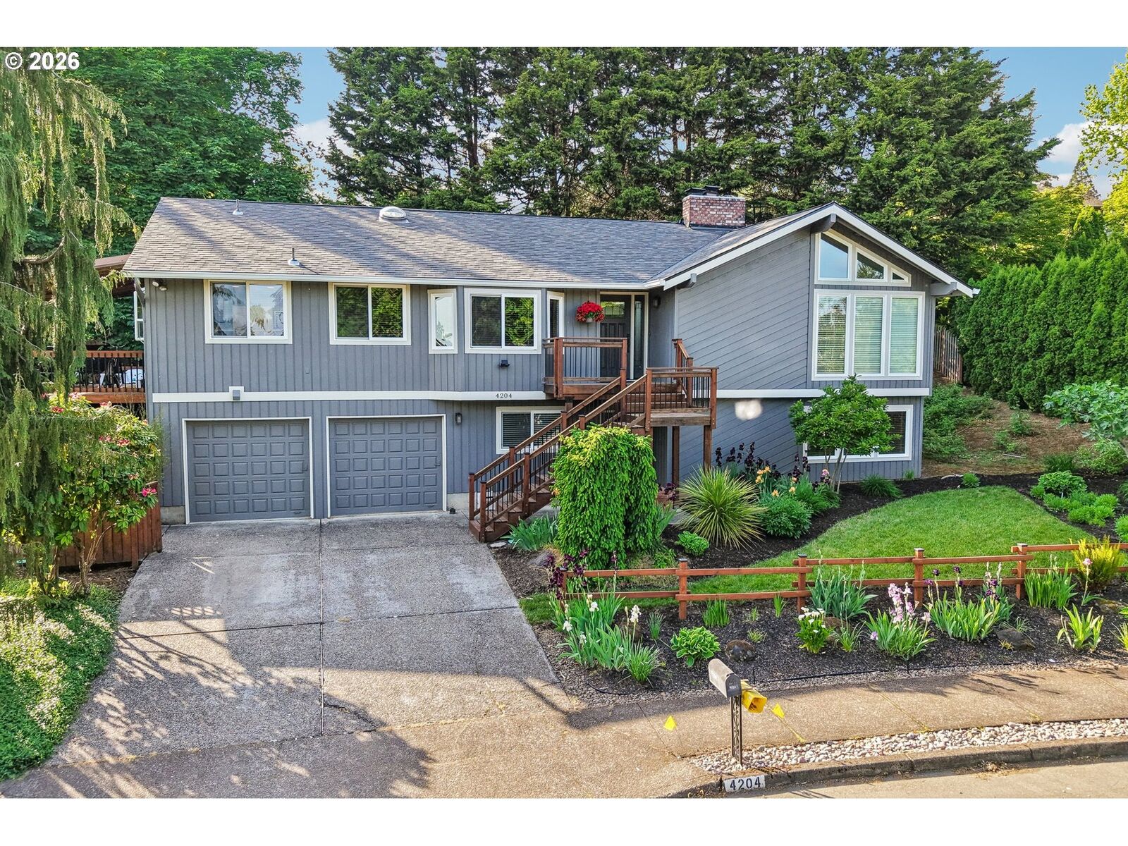 Property Photo:  4204 Riverview Dr  OR 97068 