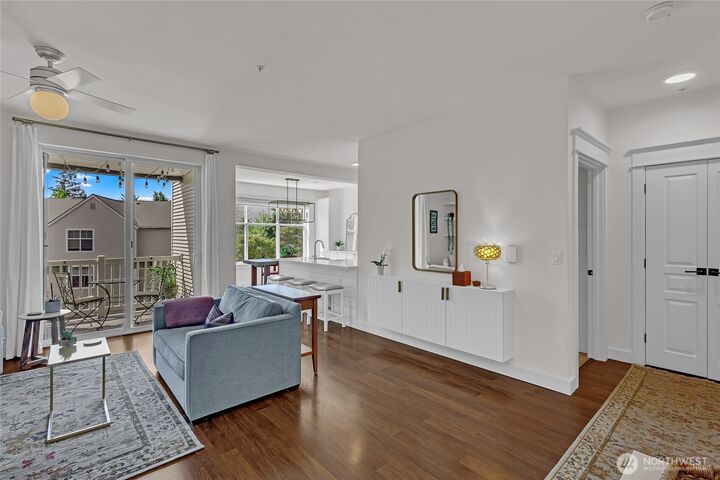 Property Photo:  23420 SE Black Nugget Rd A204  WA 98029 