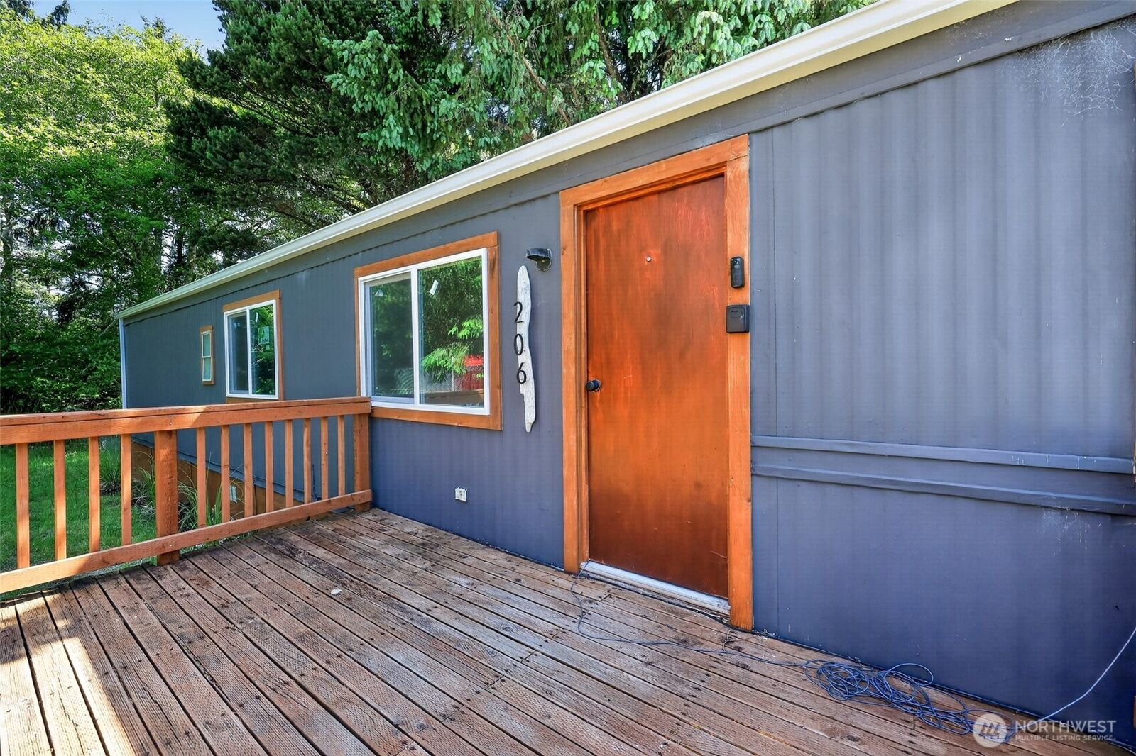 Property Photo: 206 E Rain Street WA 98569