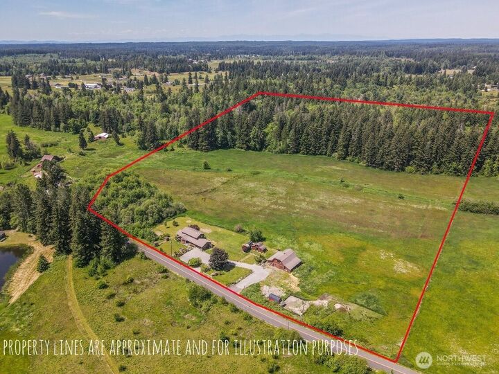 Property Photo:  15620  143rd Avenue SE  WA 98597 