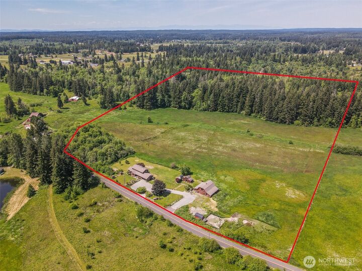 Property Photo:  15620  143rd Avenue SE  WA 98597 