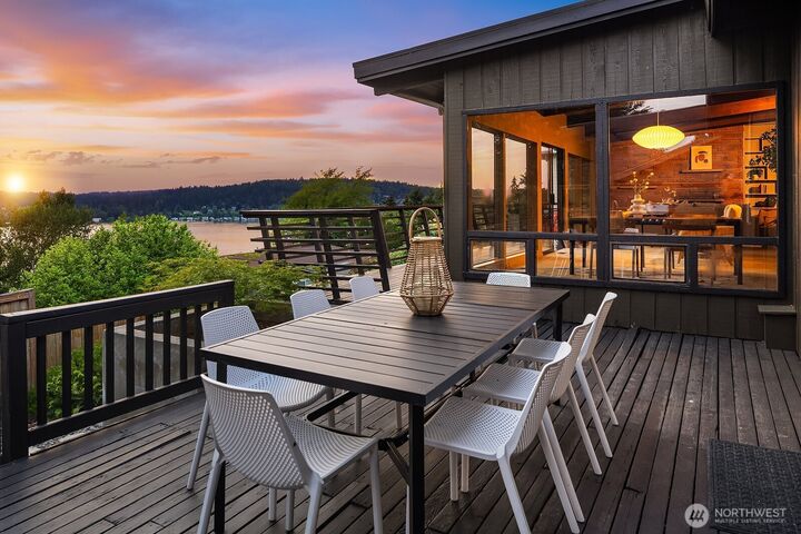 Property Photo:  15717  62nd Avenue NE  WA 98028 