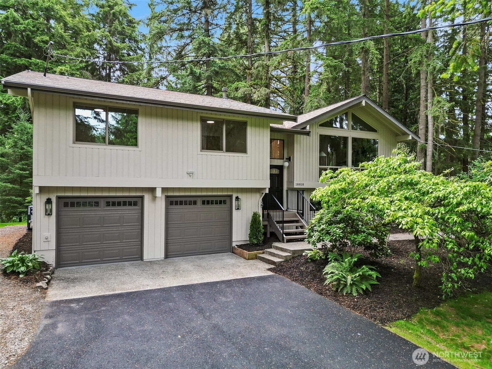 Property Photo:  18818  181st Place NE  WA 98077 