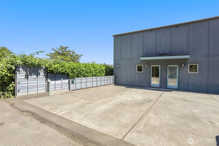 Property Photo:  2651  22nd Avenue W A  WA 98199 