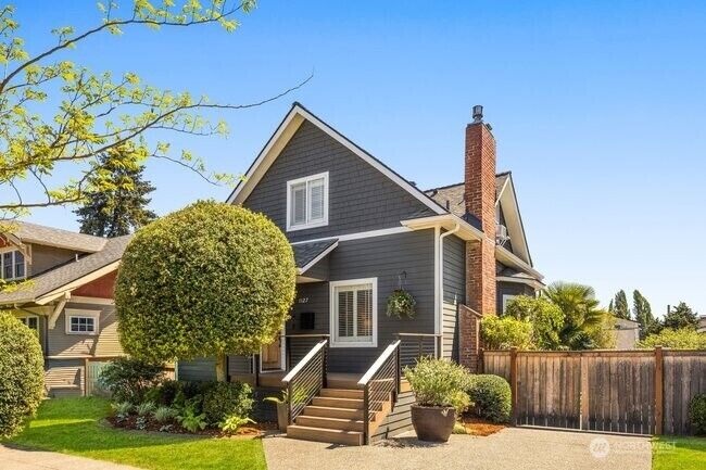 Property Photo:  1127 NW 62nd Street  WA 98107 