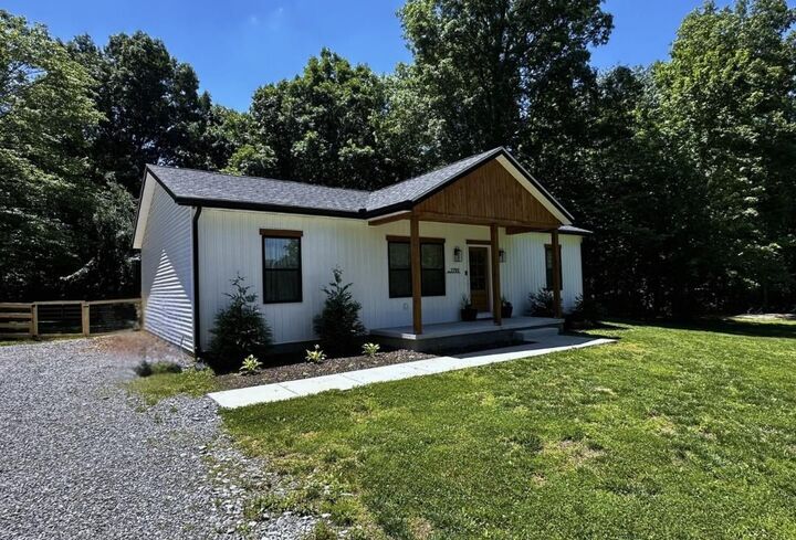 Property Photo:  2795 Franklin Road  KY 42164 