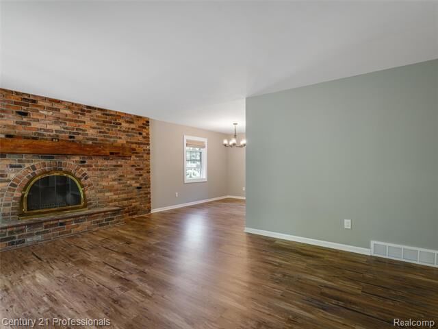 Property Photo:  4921 Huron Drive  MI 48348 