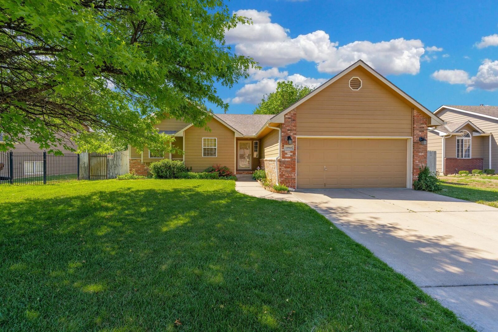 Property Photo: 10905 W Ryan KS 67205