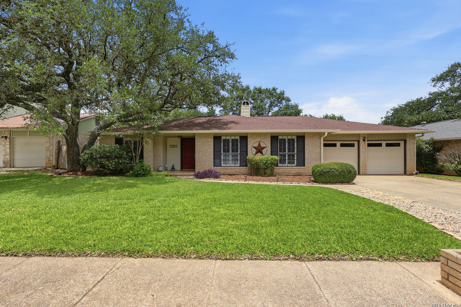 Property Photo:  2207 Oak Bnd  TX 78259 