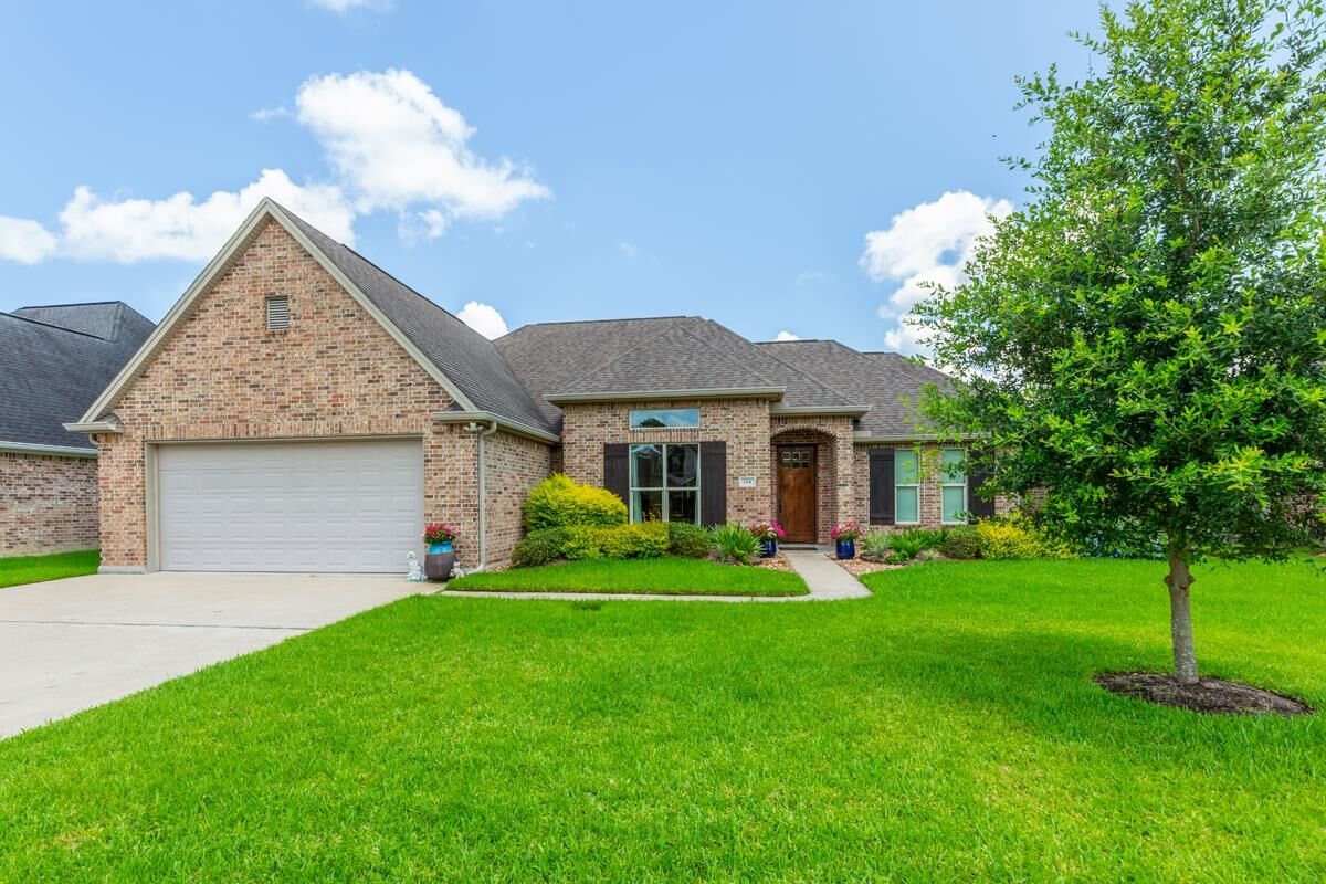 Property Photo:  104 Mandavilla Way  TX 77657 