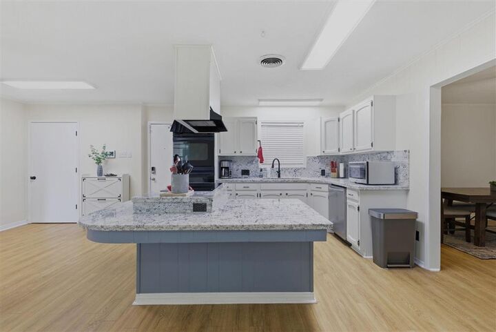 Property Photo:  1793 Castile Street  LA 70665 