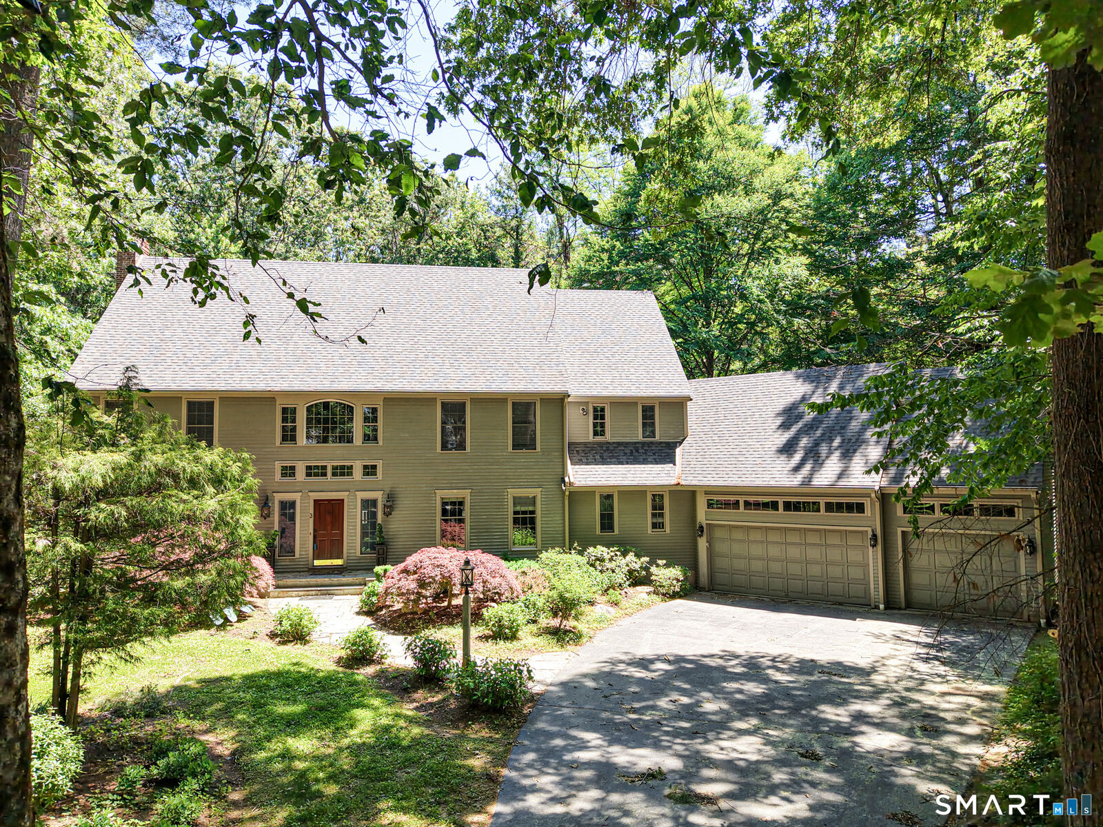 Property Photo:  3 Eton Place  CT 06032 