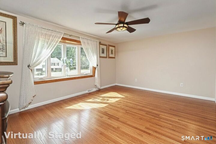 Property Photo:  30 Lakeview Drive  CT 06460 