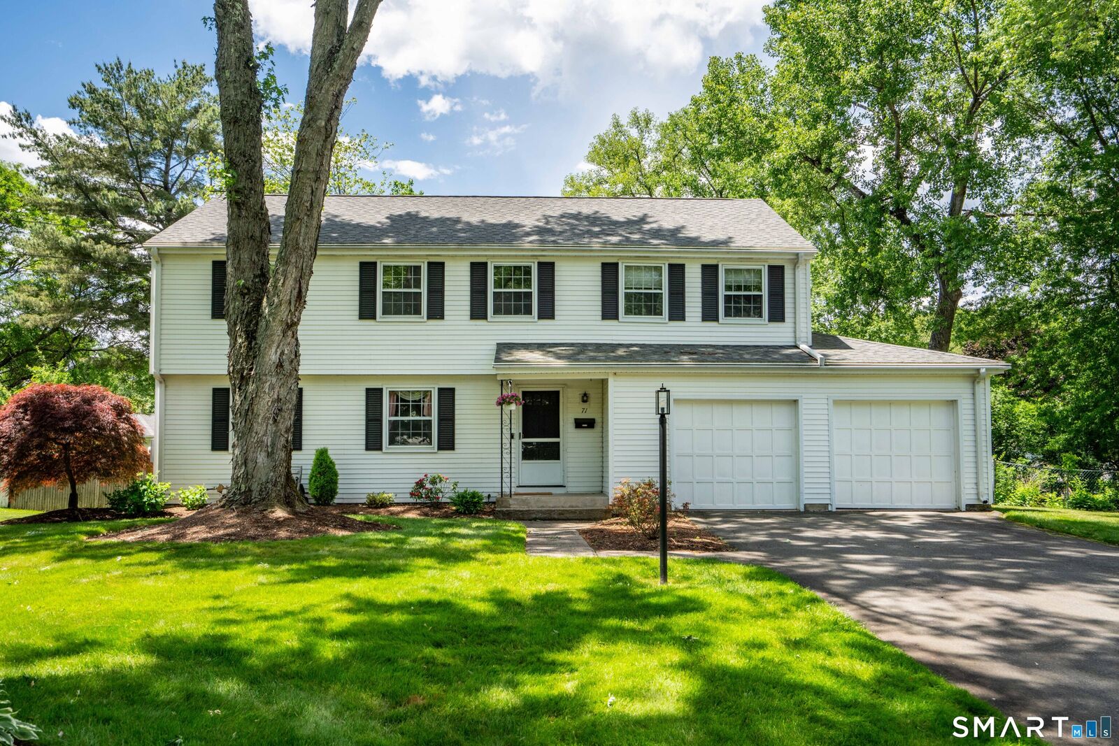Property Photo:  71 Bainton Road  CT 06117 