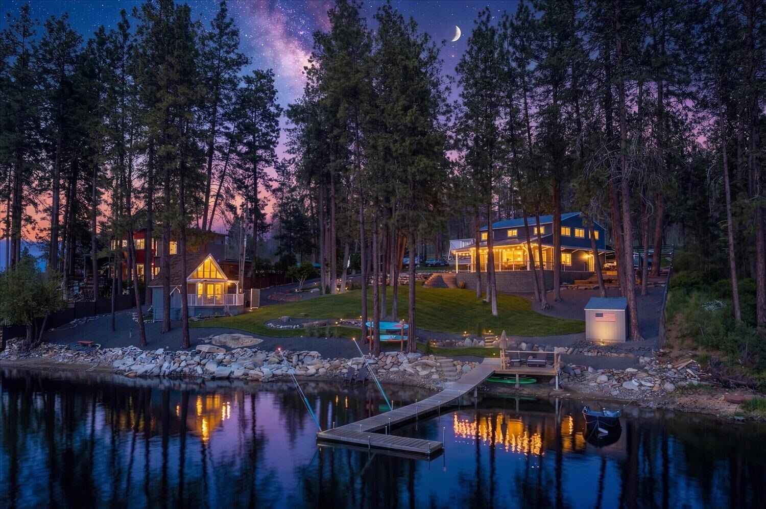 Property Photo:  9510 S Silver Lake Rd  WA 99022 