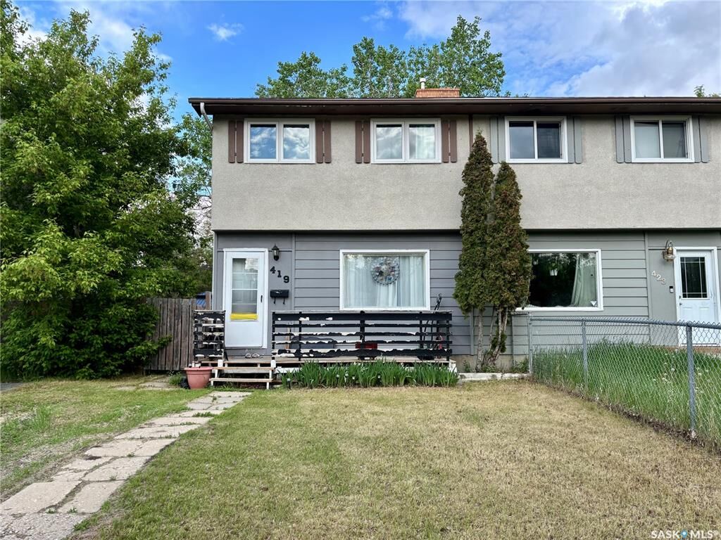 Property Photo: 419 McIntosh Street SK S4R 4Z7