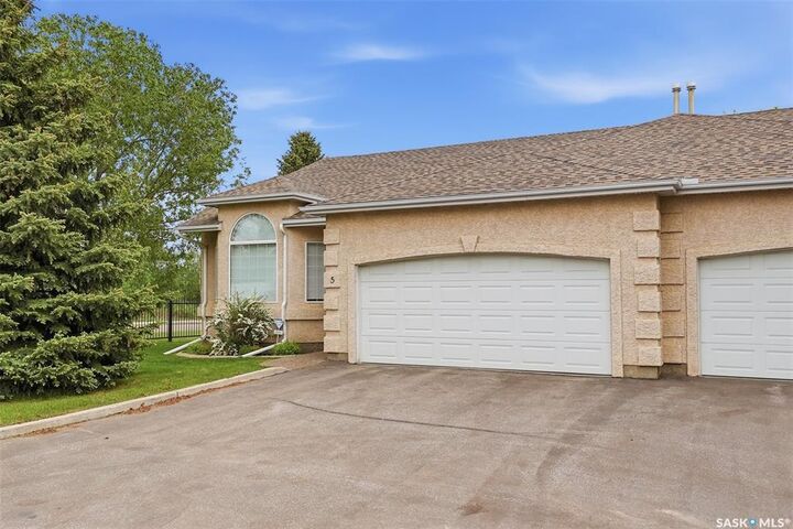 Photo de la propriété:  927 Heritage View 5  SK S7H 5S2 