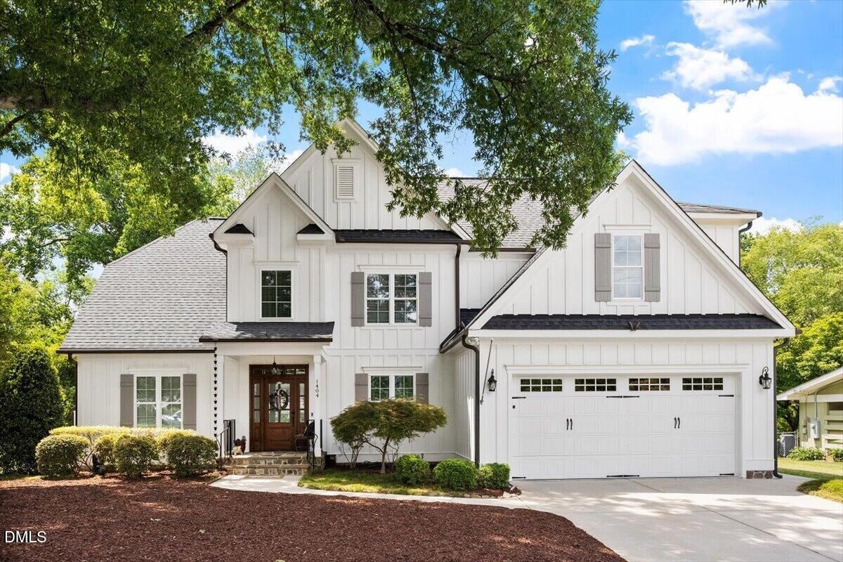 Property Photo:  1404 Ivy Lane  NC 27609 