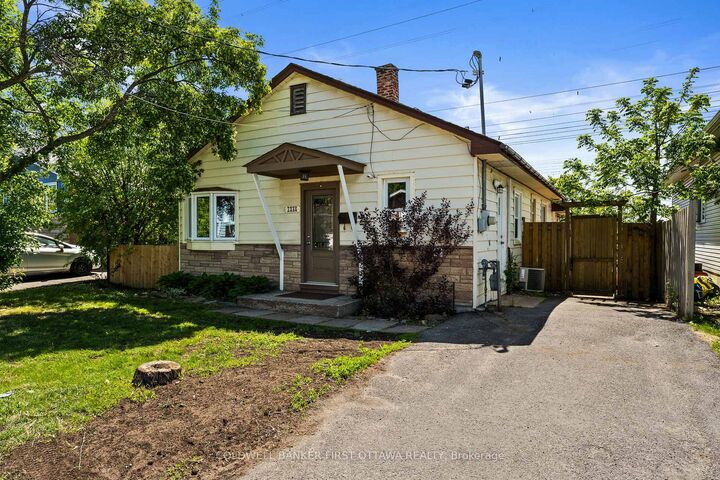 Photo de la propriété: 1246 Kitchener Avenue ON K1V 6W5