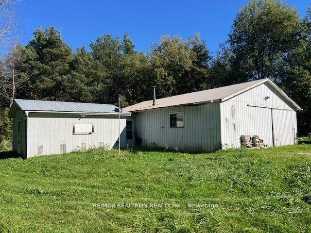 Property Photo: 3293 Holt Road ON L1C 6H3