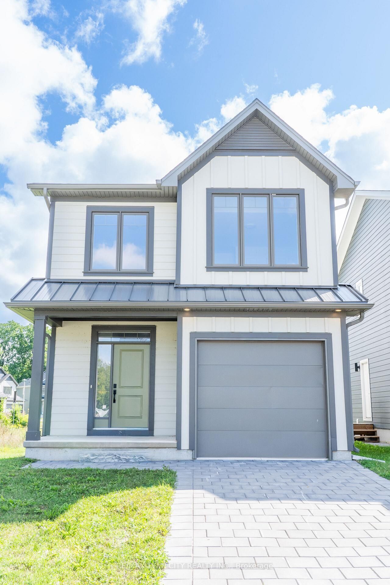 Property Photo: 147 Julie Crescent ON N5X 3X4