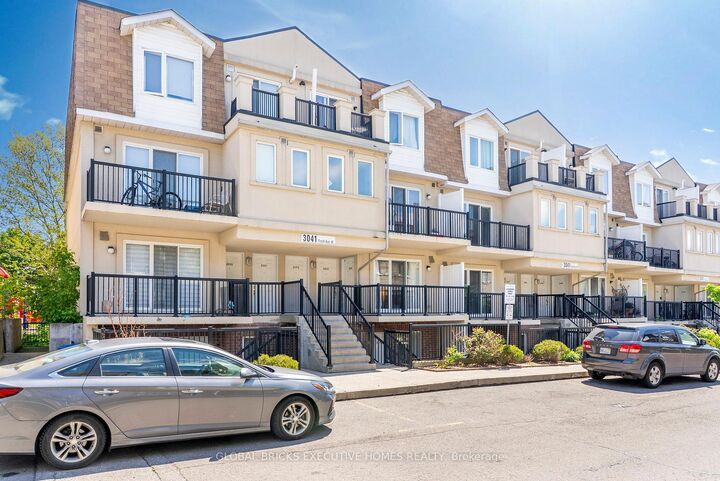 3041 Finch Avenue W 2054 — photo 1