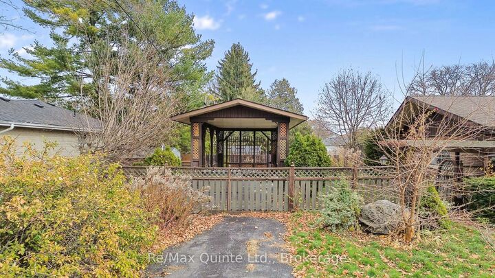 Property Photo: 5 Stanley Park Drive ON K8N 4N1
