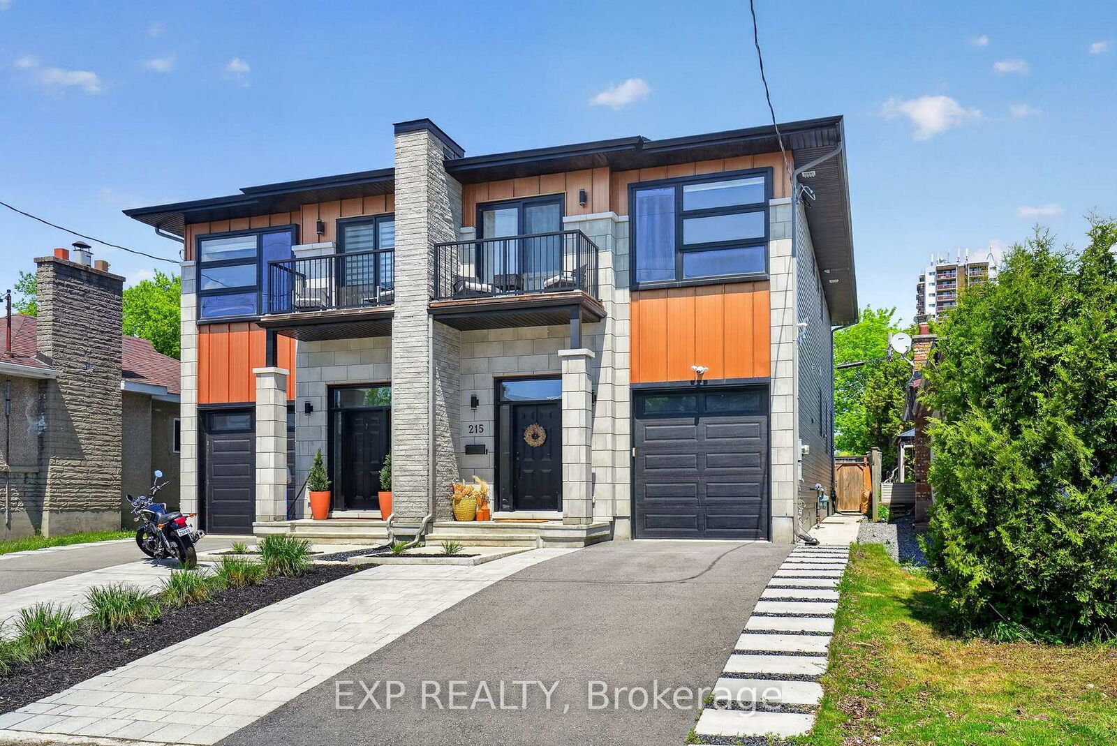 Property Photo: 215 Columbus Avenue ON K1K 1P7