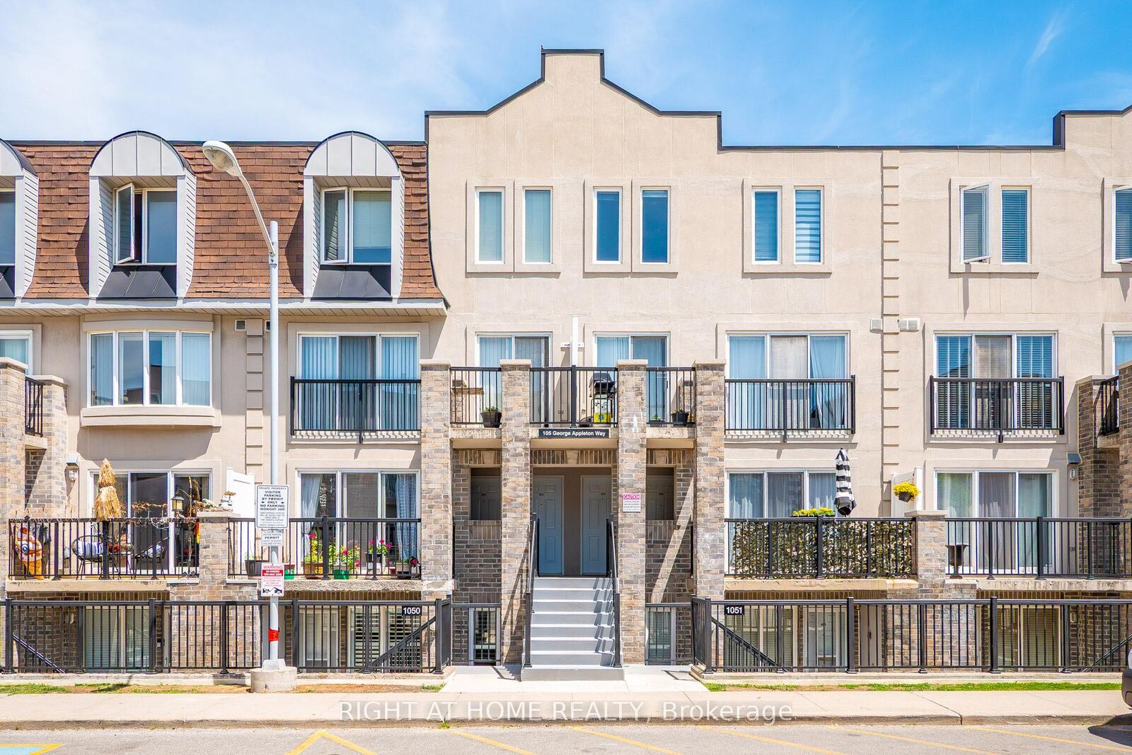 Property Photo: 105 George Appleton Way 2151 ON M3M 0A2