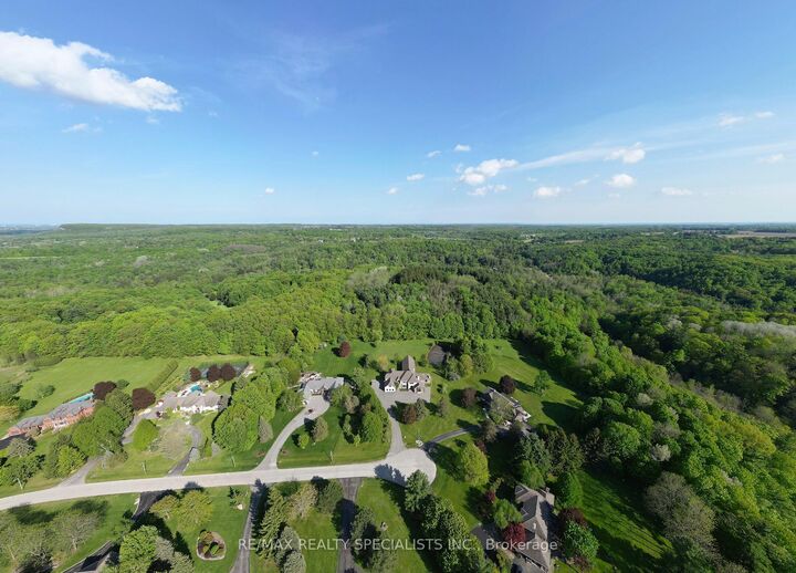 Property Photo: 6399 Chelsea Road ON L7P 0M8