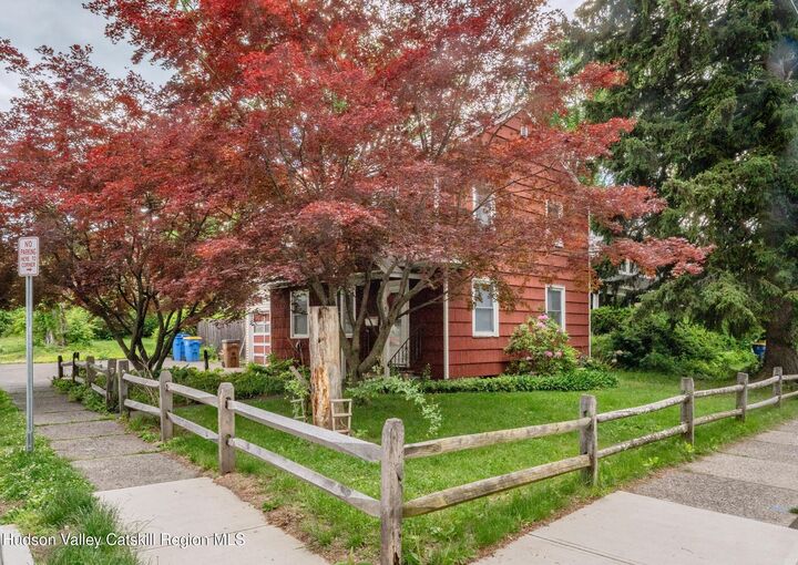 Property Photo:  3 Elizabeth  NY 12401 