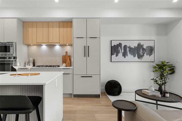 Property Photo: 2341 Bear Mountain Pkwy #513 BC V9B 6V1