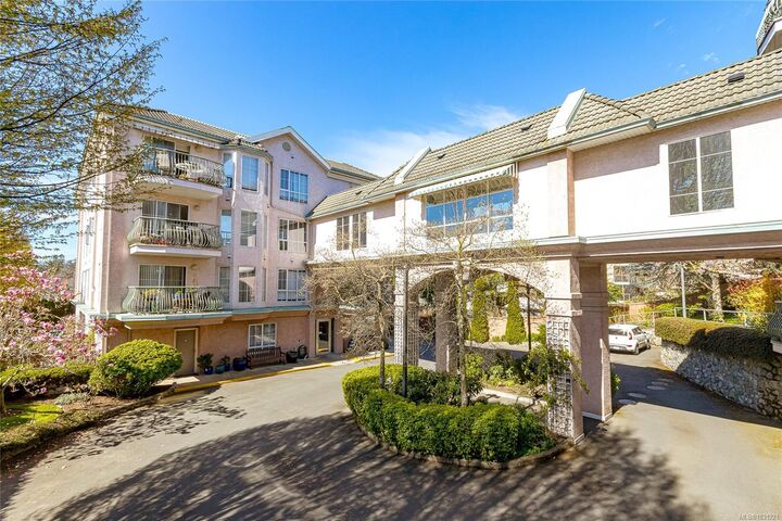 Property Photo:  3133 Tillicum Rd #101  BC V9A 2B4 