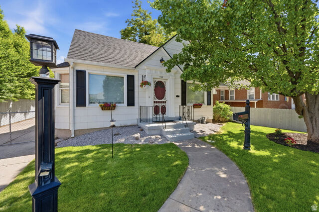 Property Photo: 526 E Cleveland Ave S UT 84105