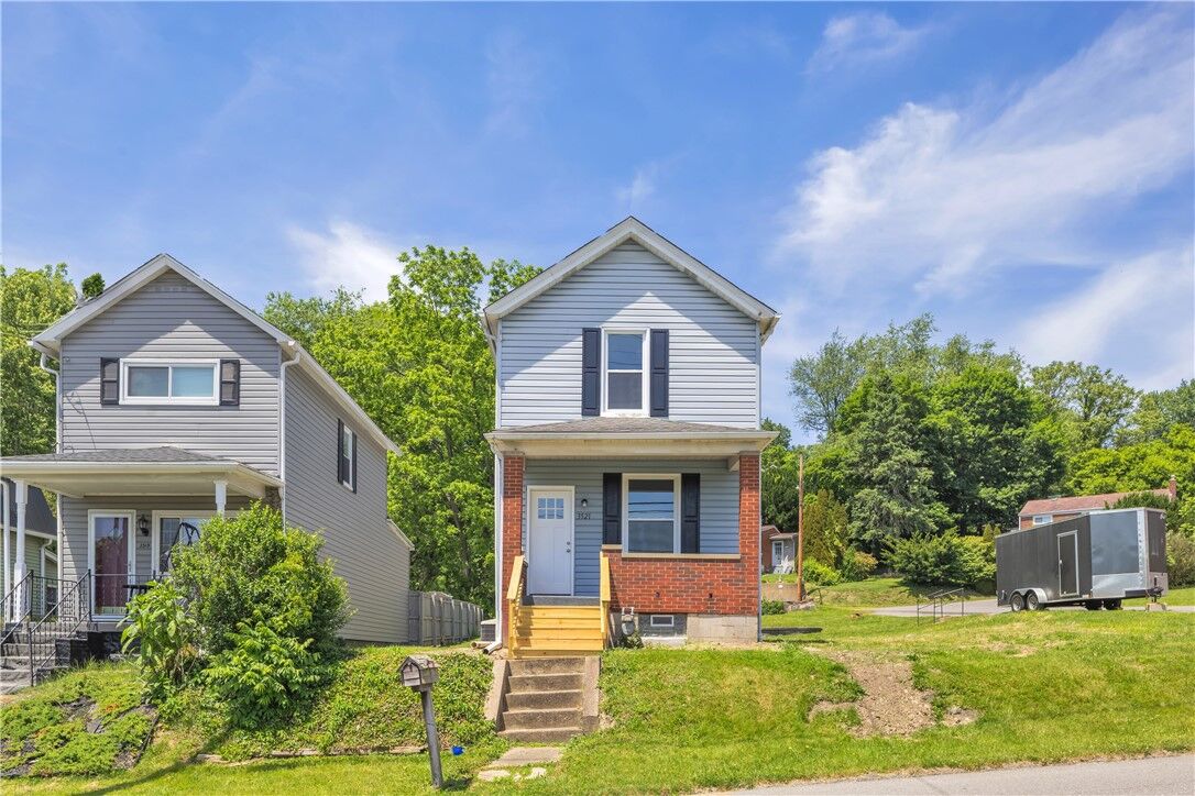 Property Photo:  3521 W 3rd Ave  PA 15010 