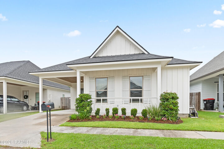 Property Photo:  108 Santa Marta Drive  LA 70592 