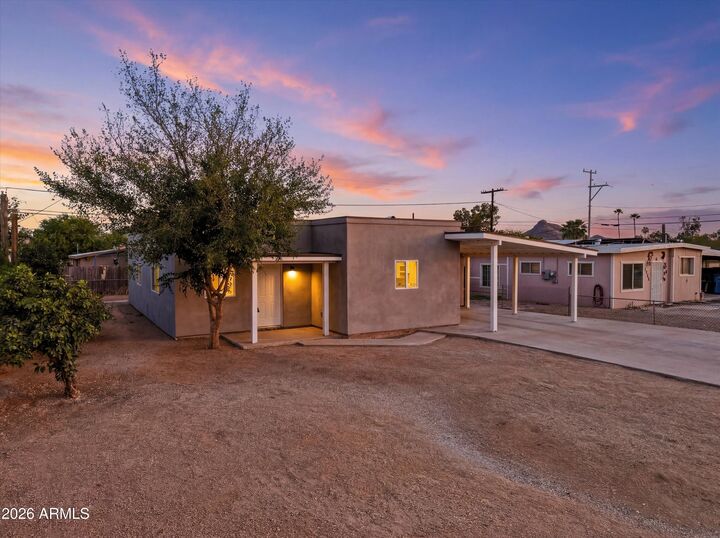 Property Photo:  2709 E Phelps Road  AZ 85032 