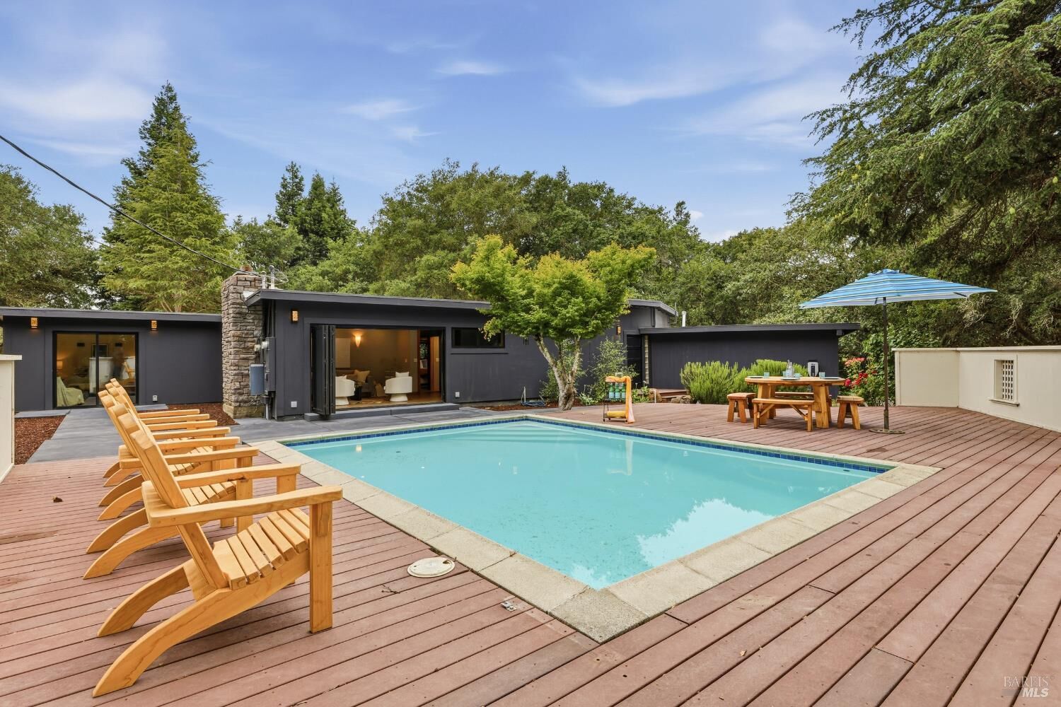 Property Photo:  5830 Cuneo Court  CA 95401 