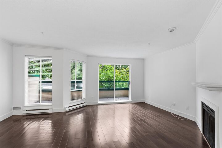 Property Photo: 5656 Halley Avenue 204 BC V5H 2P8