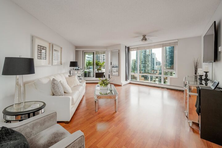 Property Photo:  1020 Harwood Street 1505  BC V6E 4R1 