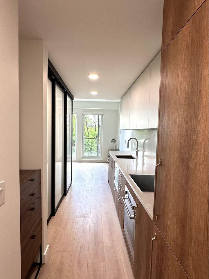 Property Photo:  133 W49 Ave 408  BC V5Y 2Z7 